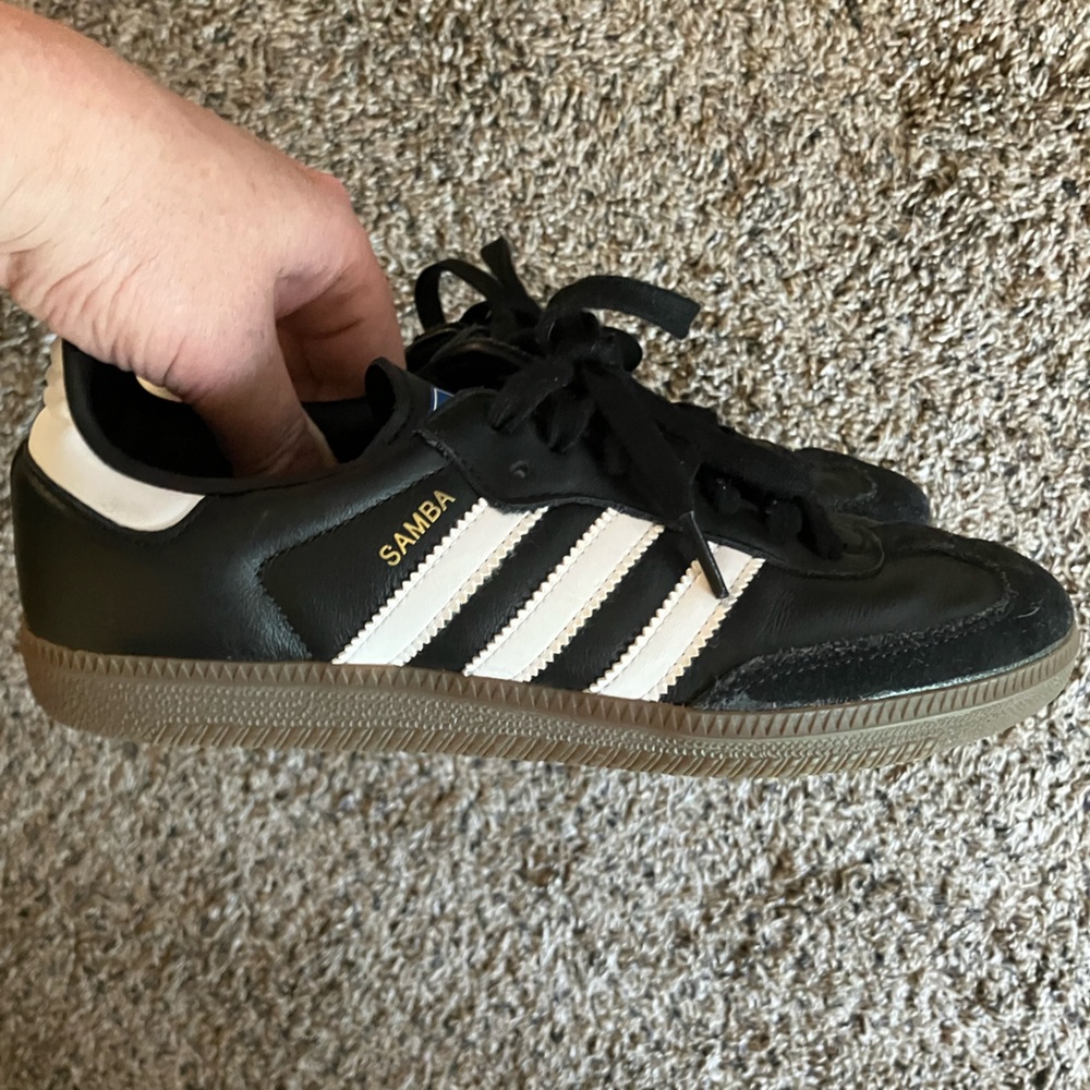 ADIDAS SAMBA OG WMNS SZ 7 PRE OWNED GOOD CONDITION
